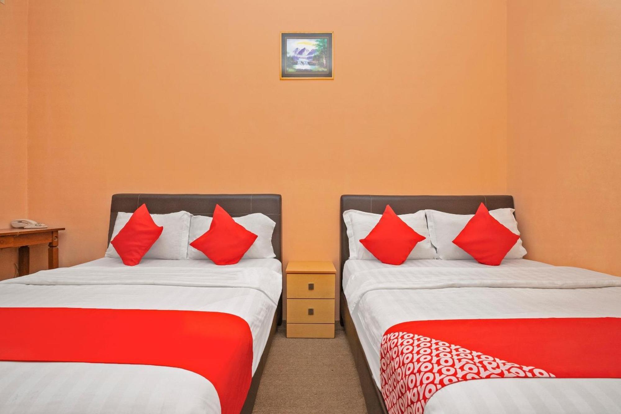לומוט Sz Hotel מראה חיצוני תמונה