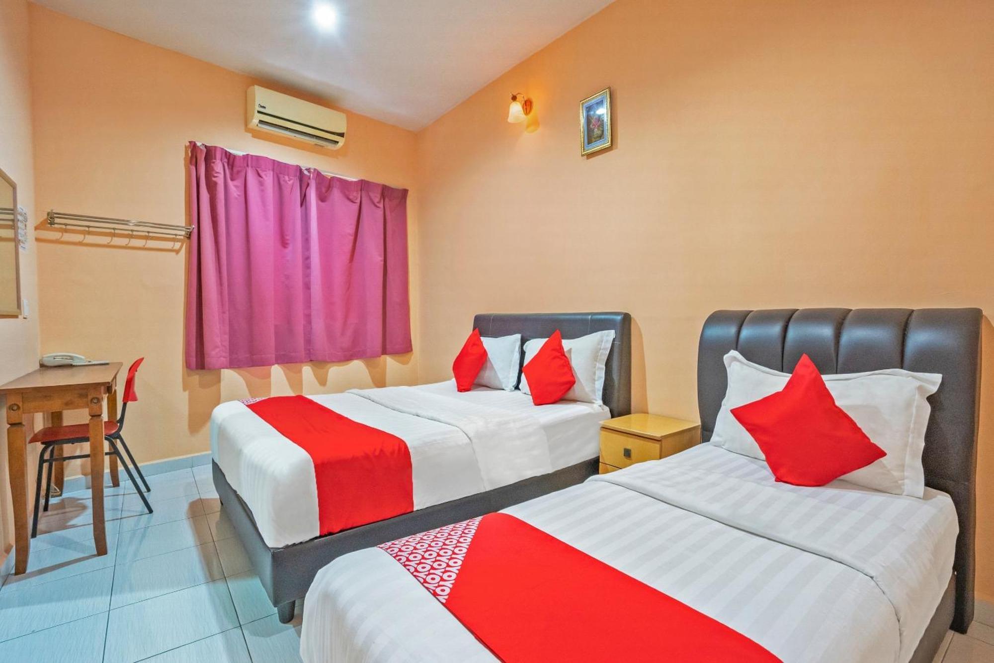 לומוט Sz Hotel מראה חיצוני תמונה