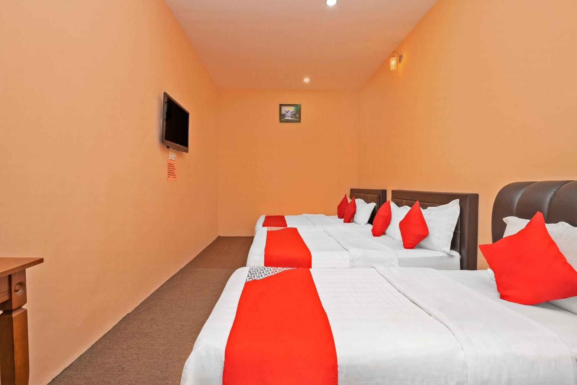 לומוט Sz Hotel מראה חיצוני תמונה