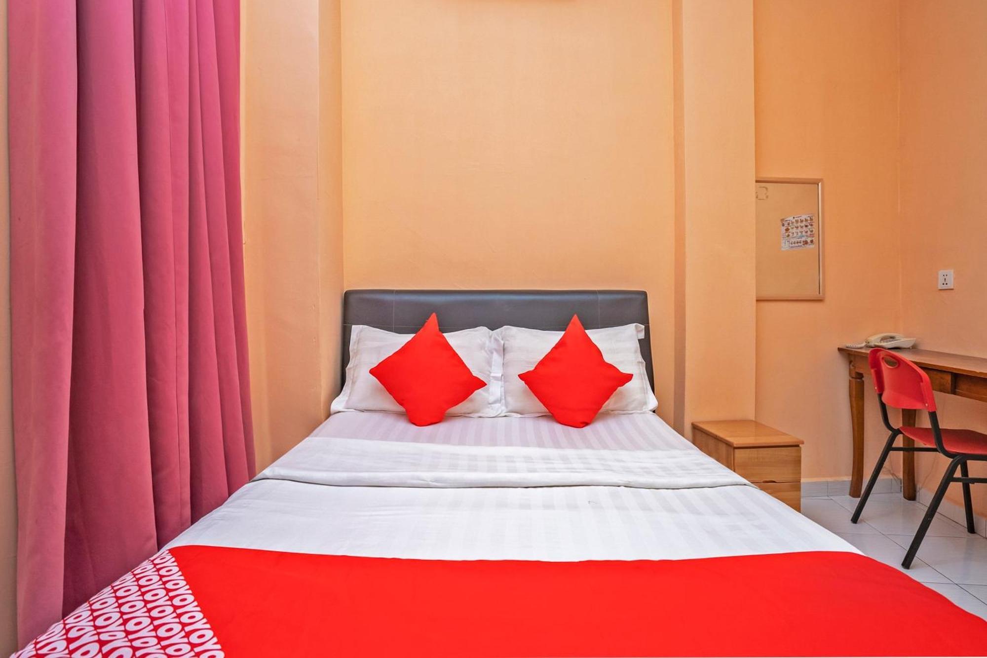 לומוט Sz Hotel מראה חיצוני תמונה